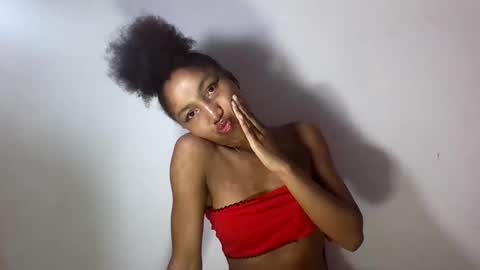 Snapshot of amelisy20005 chatting on 03/14/26, 10:26 amelisy20005 online show from 03/14/26, 10:26