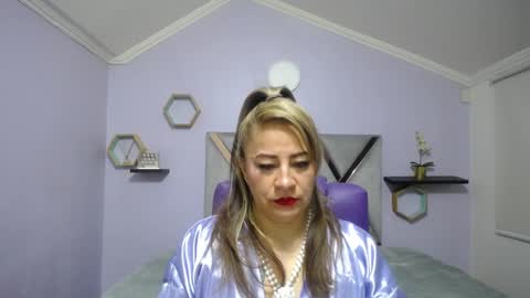 Amell Thomson online show from 12/28/24, 11:19