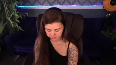 amellymillyy online show from 11/08/25, 01:55