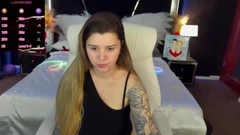 Snapshot of amellymillyy chatting on 03/15/26, 01:39 amellymillyy online show from 03/15/26, 01:39