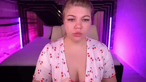 Alina online show from 06/25/26, 01:48