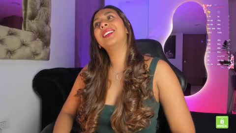 Snapshot of amelyamann chatting on 09/18/25, 01:13          online show from 09/18/25, 01:13