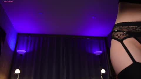 Snapshot of amelyxxx chatting on 03/05/25, 08:54 Amy online show from 03/05/25, 08:54