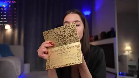 Snapshot of amelyxxx chatting on 09/27/25, 12:48 Amy online show from 09/27/25, 12:48