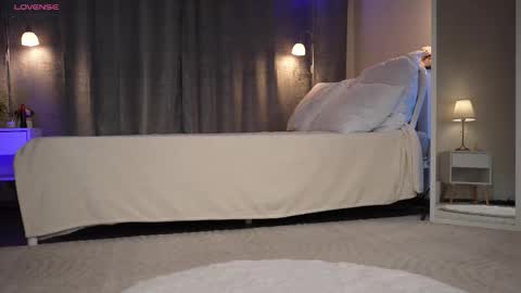 Snapshot of amelyxxx chatting on 11/28/25, 01:52 Amy online show from 11/28/25, 01:52