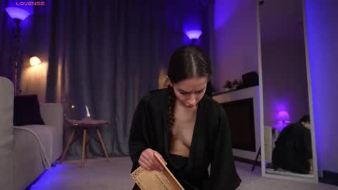 Snapshot of amelyxxx chatting on 03/07/26, 03:47 Amy online show from 03/07/26, 03:47