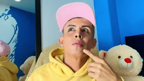 Snapshot of amenhotep_ chatting on 04/06/26, 12:17 Amenhotep online show from 04/06/26, 12:17