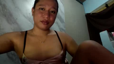 Snapshot of amera_slut chatting on 05/24/26, 10:37 amera_slut online show from 05/24/26, 10:37