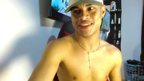 Snapshot of america_27 chatting on 04/11/26, 03:22 AMILCAR online show from 04/11/26, 03:22