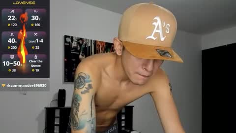 Snapshot of americanbig_dick chatting on 02/02/26, 09:35 Lucian online show from 02/02/26, 09:35