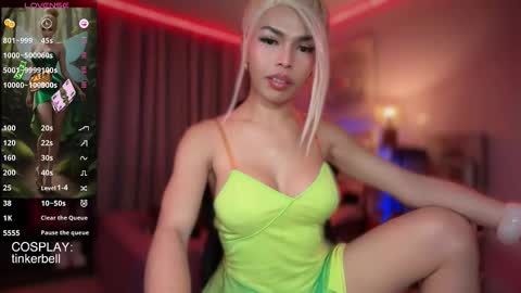 Snapshot of amethyst_ts chatting on 04/15/26, 06:26 AMETHYST look at my BIO online show from 04/15/26, 06:26