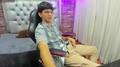 amethystshadow online show from 10/20/25, 03:34