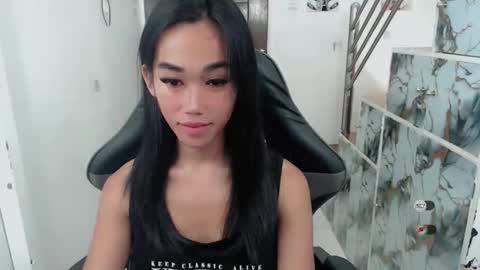 Snapshot of ami_lewis chatting on 01/16/26, 01:42 JOANNA online show from 01/16/26, 01:42