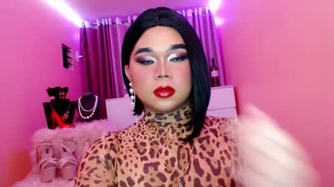 Queen Mireska online show from 02/01/25, 05:47