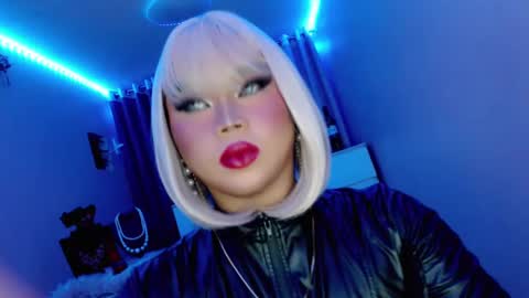 Queen Mireska online show from 03/02/25, 01:05