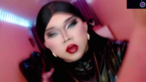 Queen Mireska online show from 04/26/26, 06:16
