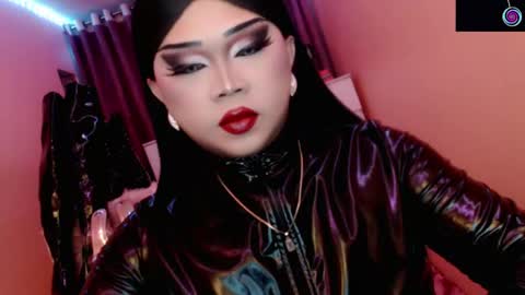 Queen Mireska online show from 05/03/26, 05:19