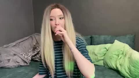 Ami Air online show from 03/17/26, 09:23