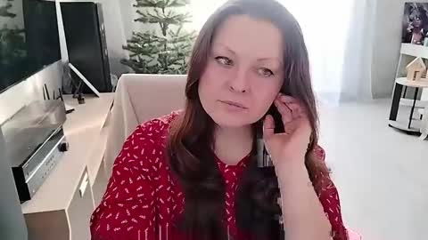 Snapshot of amilafran chatting on 02/06/26, 03:11 Mila online show from 02/06/26, 03:11