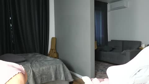 Snapshot of amilia4u chatting on 09/25/25, 08:07 A online show from 09/25/25, 08:07