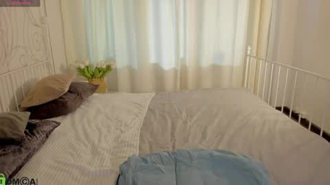 Snapshot of amilia_may chatting on 04/02/26, 08:12 amilia_may online show from 04/02/26, 08:12