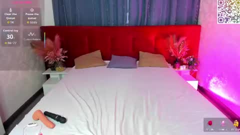 Snapshot of amilia_may chatting on 06/22/26, 03:25 amilia_may online show from 06/22/26, 03:25