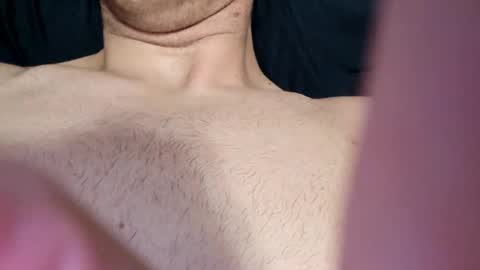 Snapshot of amiliosanchez chatting on 11/17/25, 05:24 amiliosanchez online show from 11/17/25, 05:24