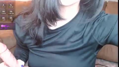amilust online show from 05/25/26, 07:42