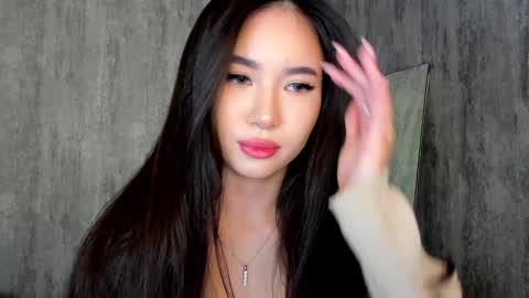 Snapshot of amina_artin chatting on 12/07/24, 10:12 Amina online show from 12/07/24, 10:12