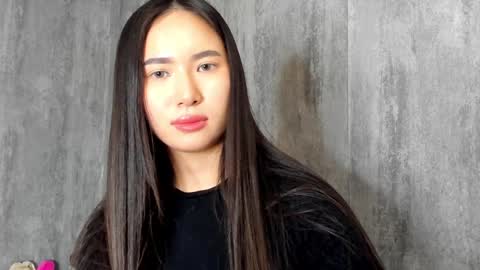 Snapshot of amina_artin chatting on 12/19/24, 07:07 Amina online show from 12/19/24, 07:07