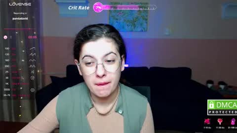 Amina online show from 11/09/25, 06:33