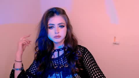 Snapshot of aminarose77 chatting on 04/06/26, 10:33 Amina online show from 04/06/26, 10:33