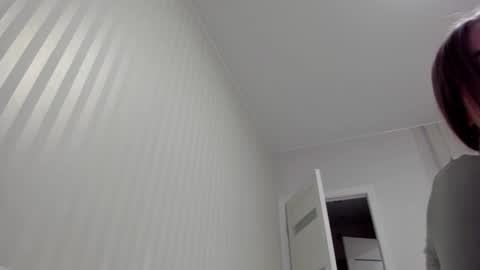 Snapshot of aminaswan_ chatting on 02/16/25, 08:10 Kristina online show from 02/16/25, 08:10