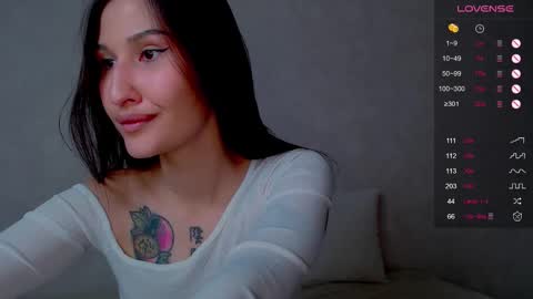 Camilla online show from 10/03/25, 11:35