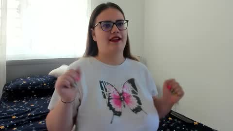 Snapshot of amiravyxen chatting on 05/29/26, 07:39 Amira Vyxen online show from 05/29/26, 07:39