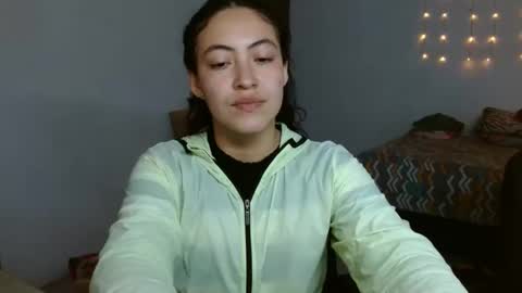 amitlu_ online show from 02/18/25, 10:36