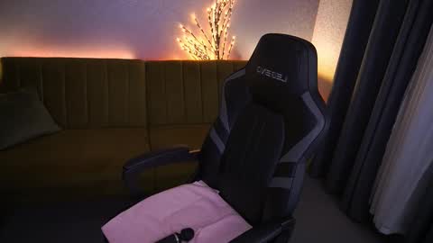 amivibe online show from 11/09/25, 08:45