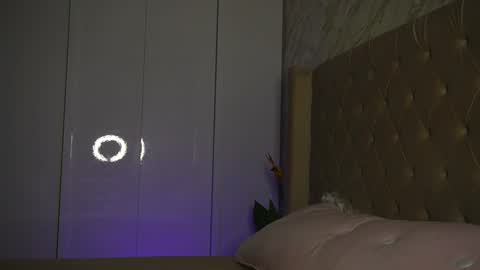 Snapshot of amj_b chatting on 02/16/26, 10:11 Amy online show from 02/16/26, 10:11