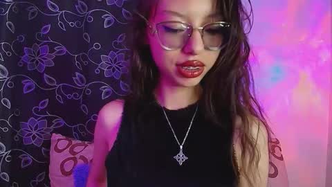 Snapshot of ammeliejoy chatting on 02/03/26, 01:04 Ammelie online show from 02/03/26, 01:04