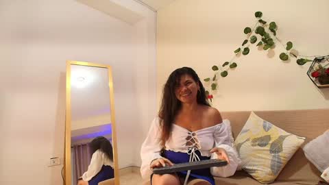 Amelya online show from 01/30/25, 07:37