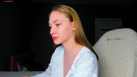 Snapshot of ammi_bliss chatting on 12/15/25, 03:55 Ammi online show from 12/15/25, 03:55