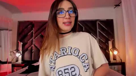 ammy_glow online show from 12/02/25, 03:56