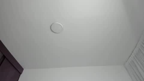 Snapshot of ammy_rodriguez_ chatting on 11/01/25, 07:10 Ammy online show from 11/01/25, 07:10