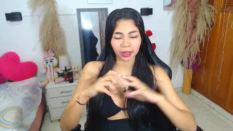 Snapshot of ammyy_wood_ chatting on 10/09/25, 05:05 ammyy_wood_ online show from 10/09/25, 05:05