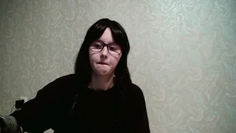 Amomira online show from 10/11/25, 01:20