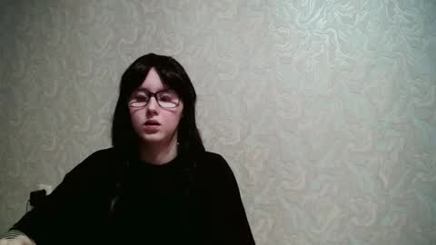 Amomira online show from 10/22/25, 09:53