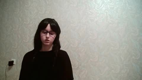 Amomira online show from 12/18/25, 02:56