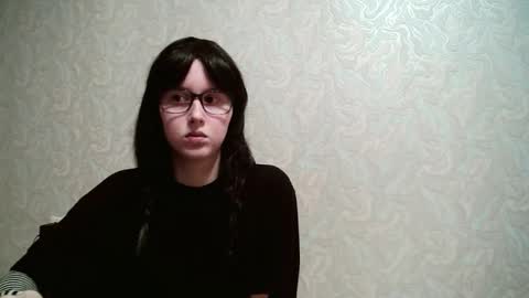 Snapshot of amomira_honeyx chatting on 11/17/25, 01:50 Amomira honeyx online show from 11/17/25, 01:50