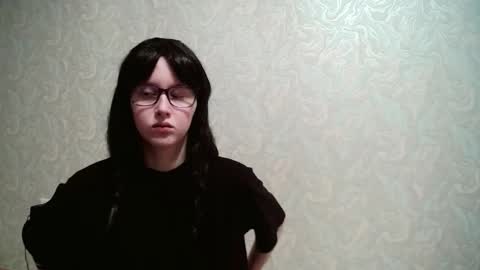 Snapshot of amomira_honeyx chatting on 11/18/25, 03:34 Amomira honeyx online show from 11/18/25, 03:34