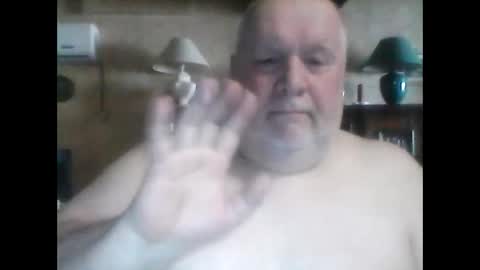 Snapshot of amor196112 chatting on 03/10/26, 09:03 amor196112 online show from 03/10/26, 09:03